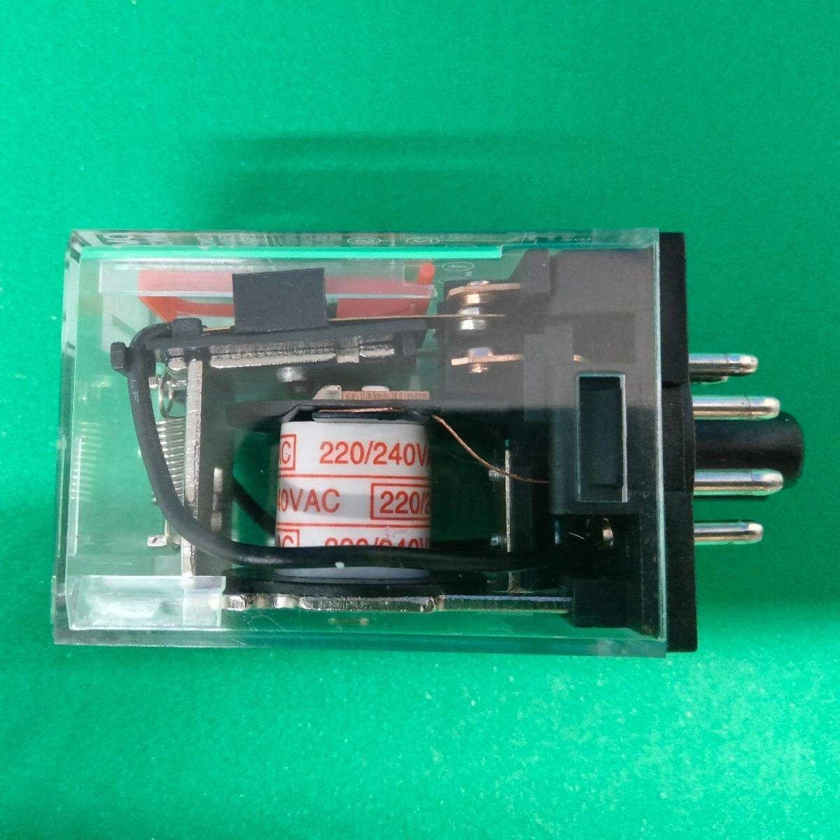 Round Bass Ac Relay 10Amp dpdt 8pin with socket