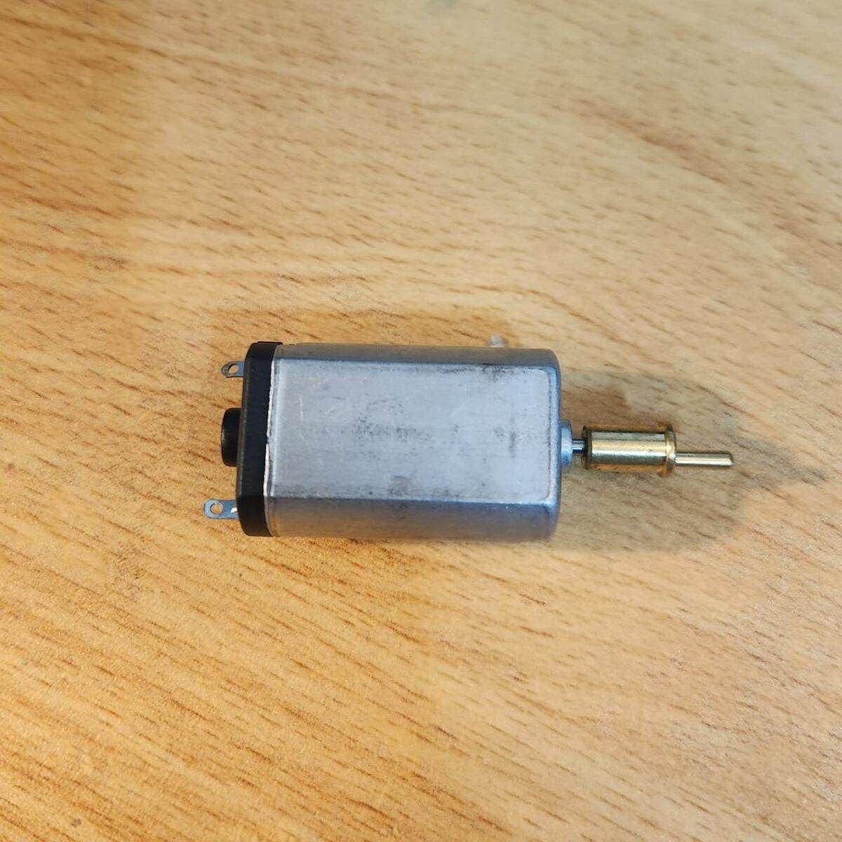 1PCS DC Motor FF-180SH-2282 With Swing Arm 180 2.4-4.5VDC 9300RPM For Electric Toothbrush/Electric Hair Clipper/Electric Shaver